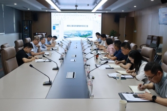 中国工程院院士、武汉纺织大学党委书记徐卫林一行来访江夏实验室开展交...